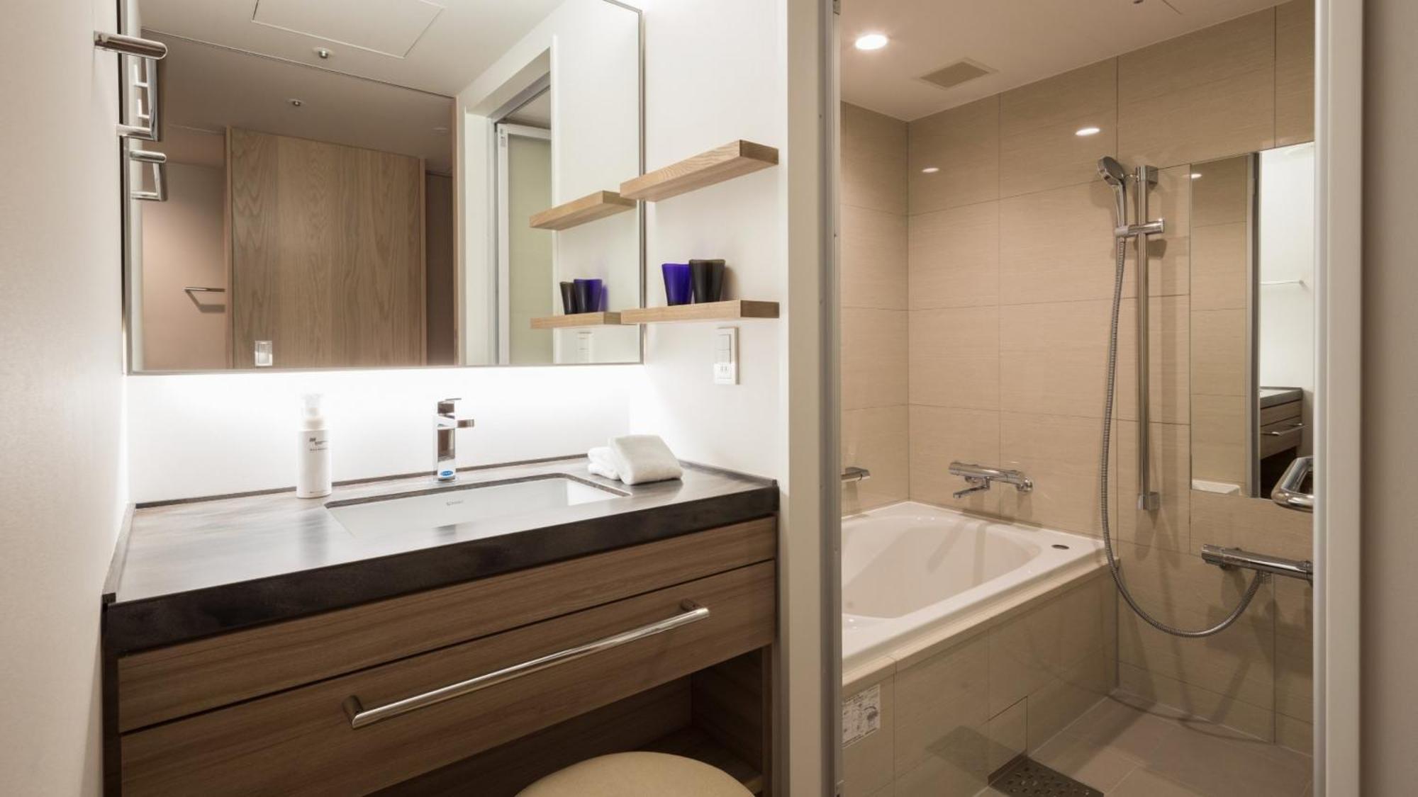 Hotel Metropolitan 4*